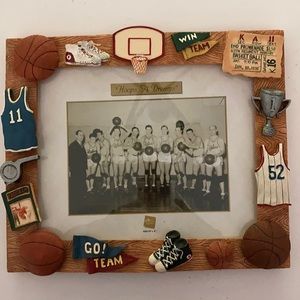 HOOPS ‘N DREAMS VINTAGE PICTURE FRAME